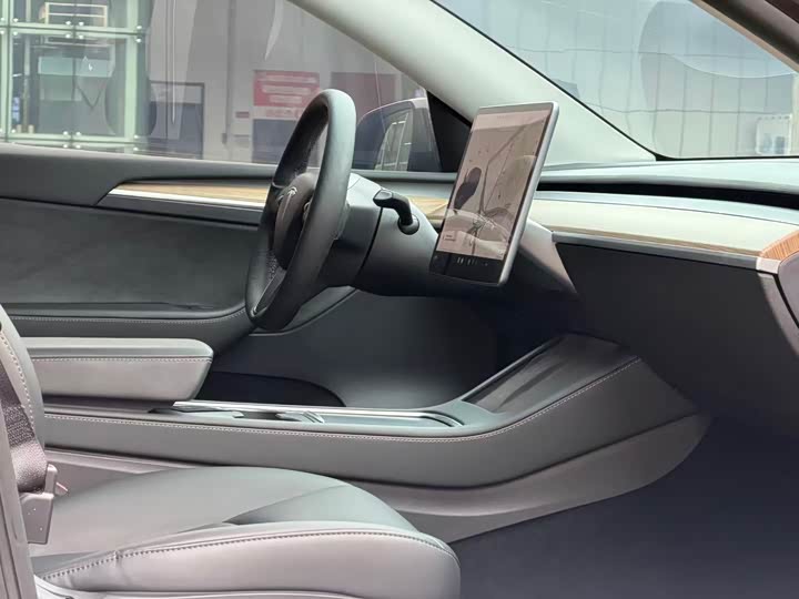 Фото 5 - Tesla Model Y