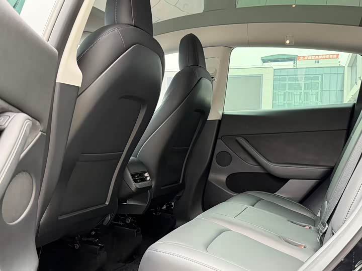 Фото 7 - Tesla Model Y