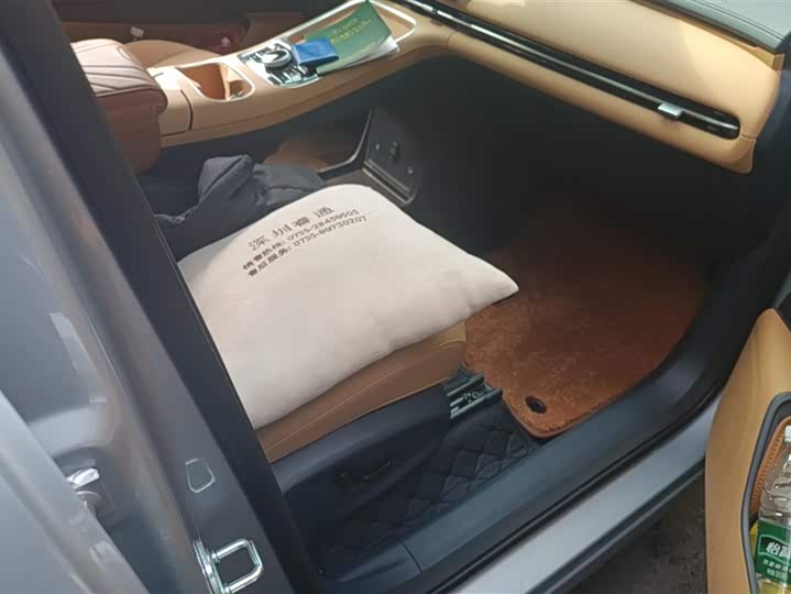 Фото 8 - Geely Galaxy Starship 7