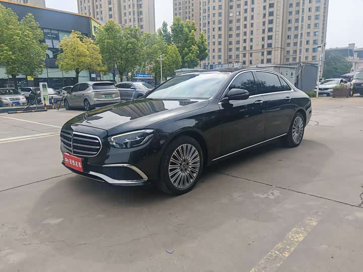 Photo 1 - Mercedes-Benz E-Class