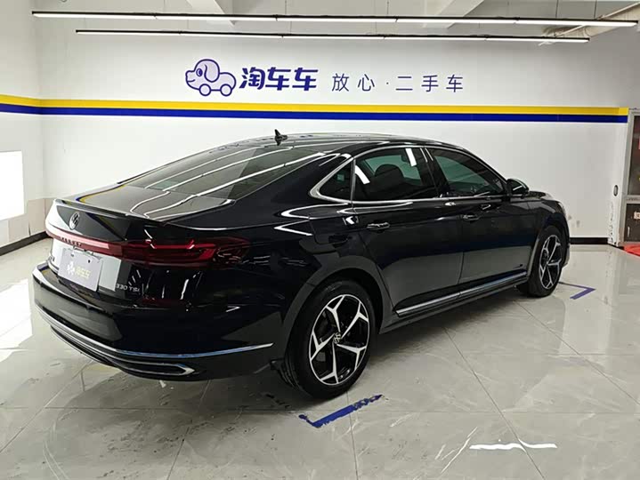 Фото 3 - Volkswagen Passat