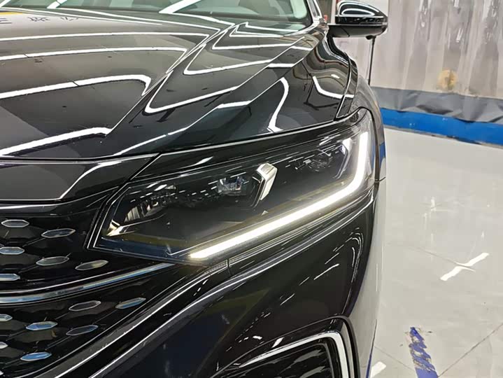 Фото 5 - Volkswagen Passat