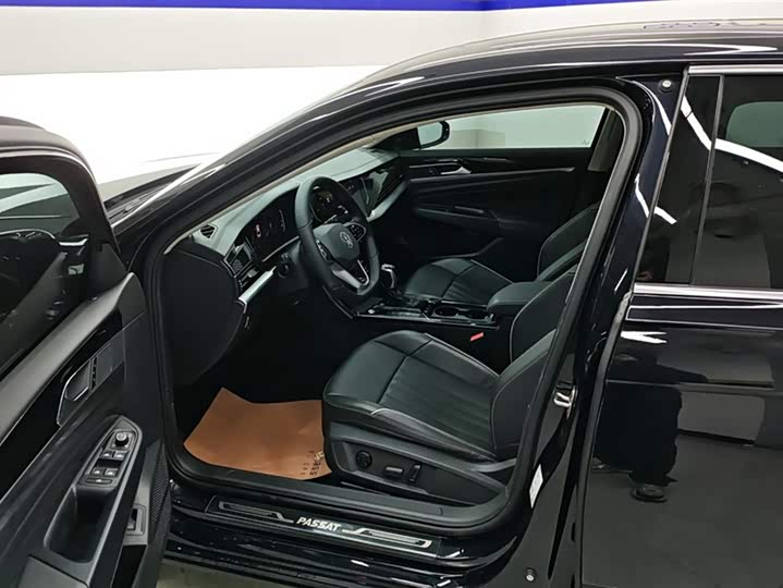 Фото 9 - Volkswagen Passat