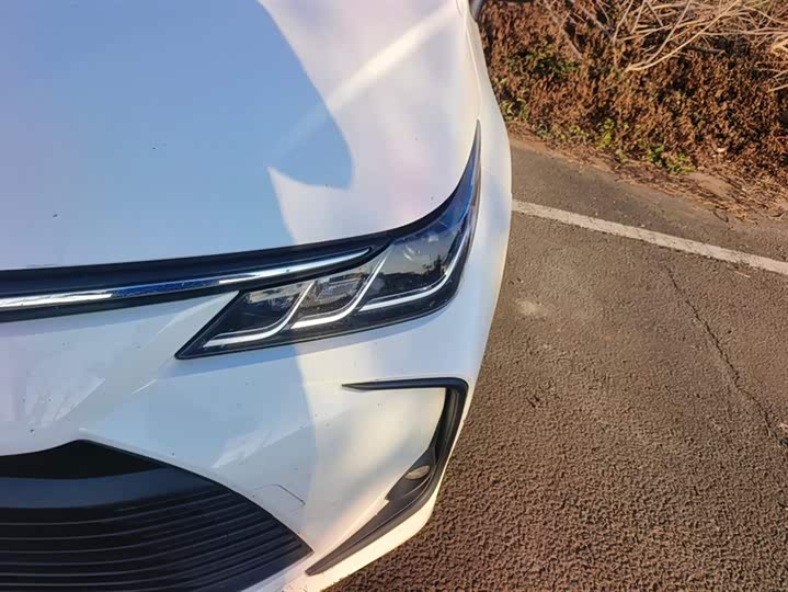 Фото 5 - Toyota Corolla