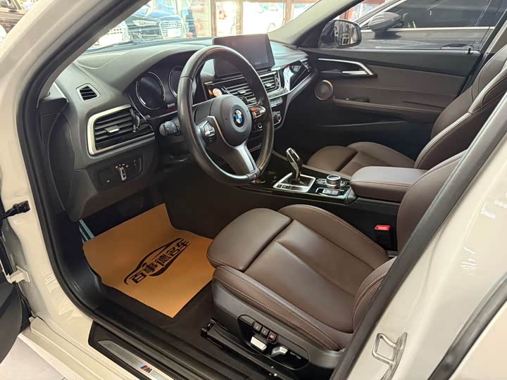 Фото 4 - BMW 1 Series