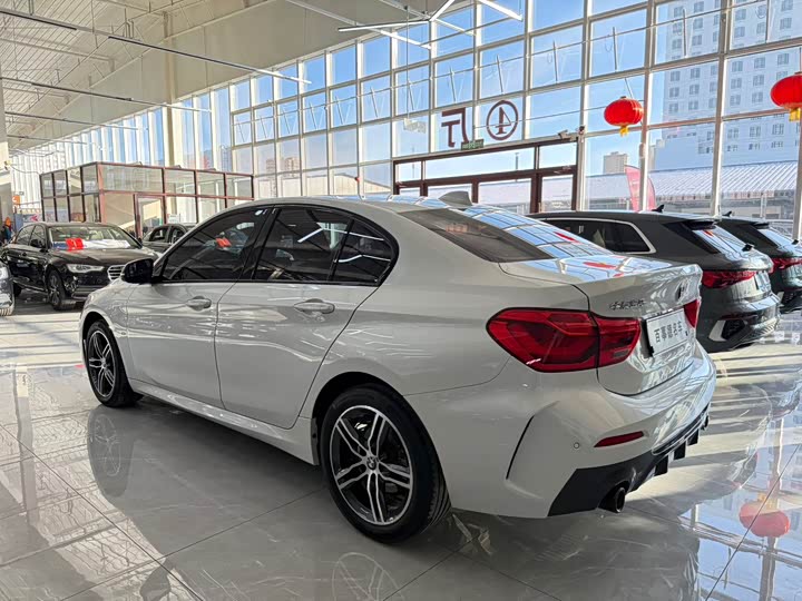 Фото 7 - BMW 1 Series