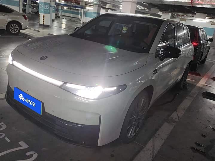 Фото 1 - Leapmotor C10