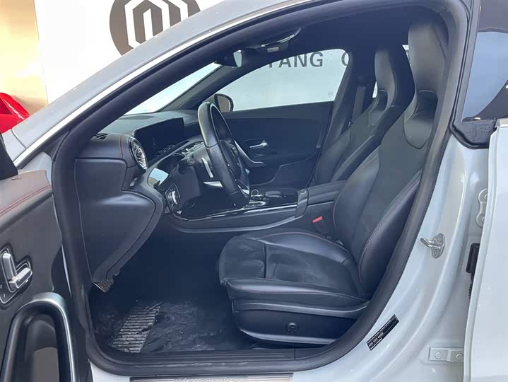 Фото 6 - Mercedes-Benz CLA-Class