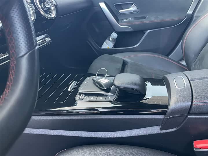 Фото 7 - Mercedes-Benz CLA-Class