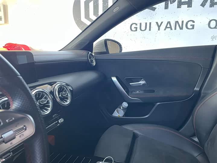 Фото 8 - Mercedes-Benz CLA-Class