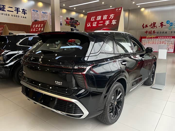 Фото 3 - Hongqi HS3 Hybrid