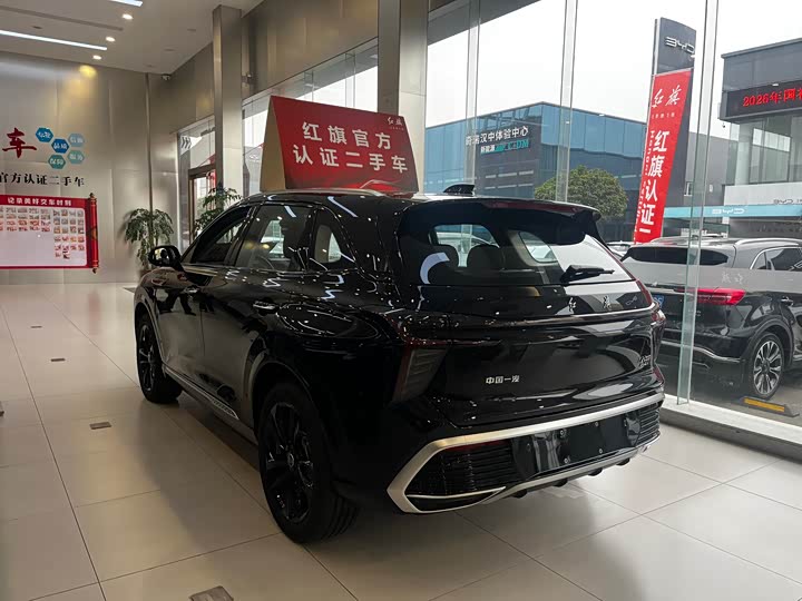 Фото 4 - Hongqi HS3 Hybrid