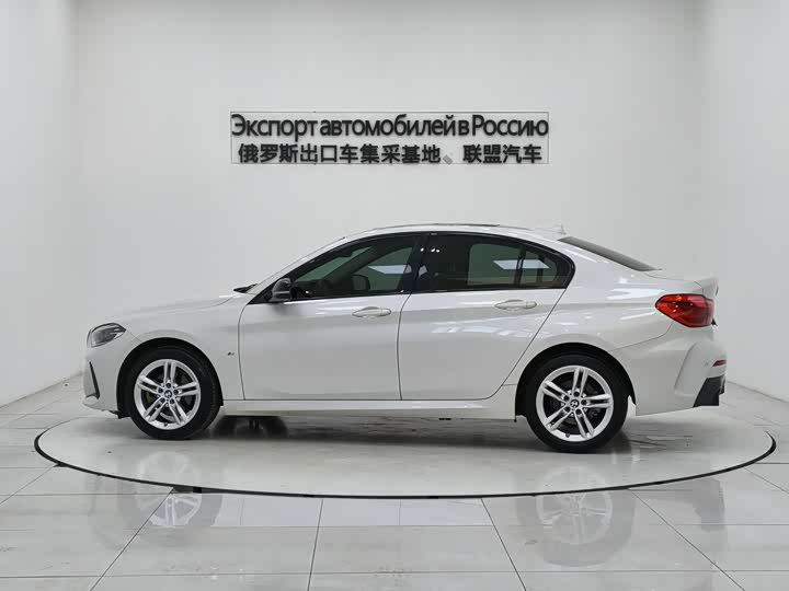 Фото 4 - BMW 1 Series