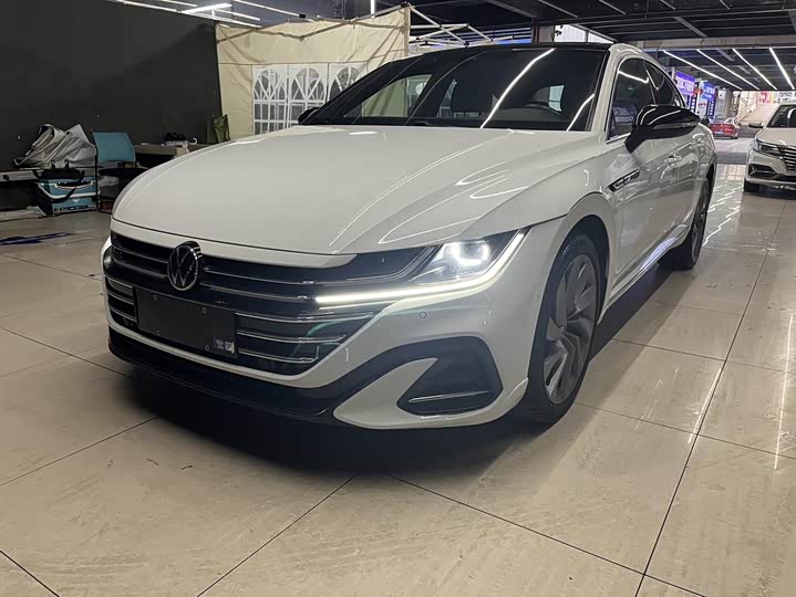 Фото 1 - Volkswagen CC