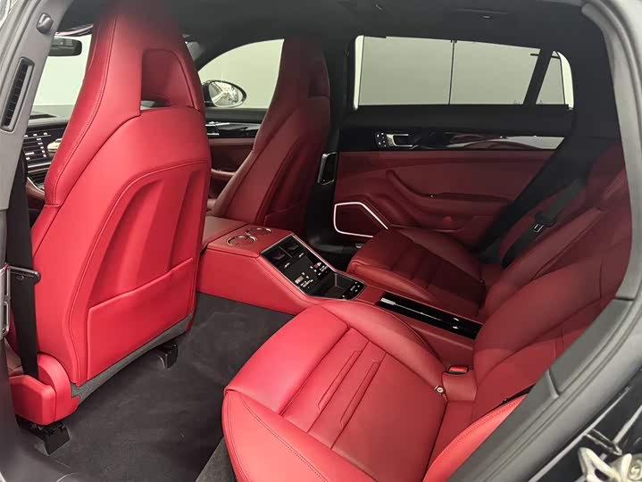 Фото 6 - Porsche Panamera