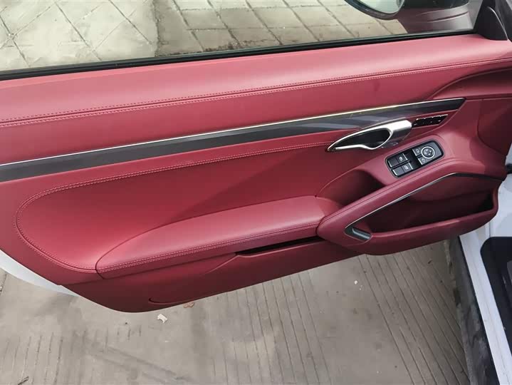 Фото 7 - Porsche 718