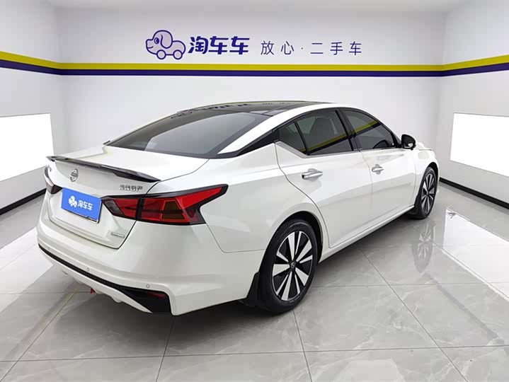 Фото 3 - Nissan Teana