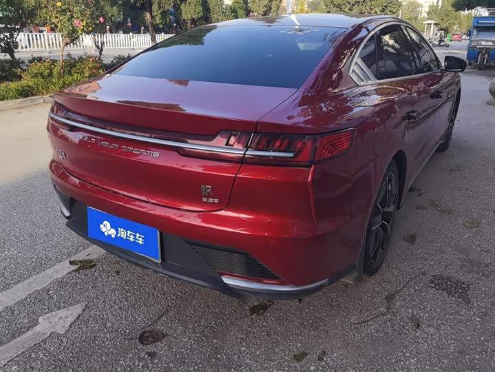 Фото 3 - BYD Han