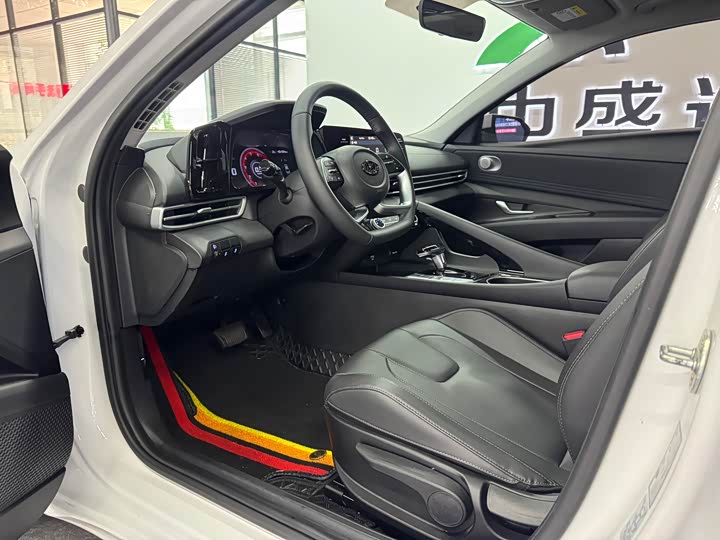 Фото 7 - Hyundai Elantra N line