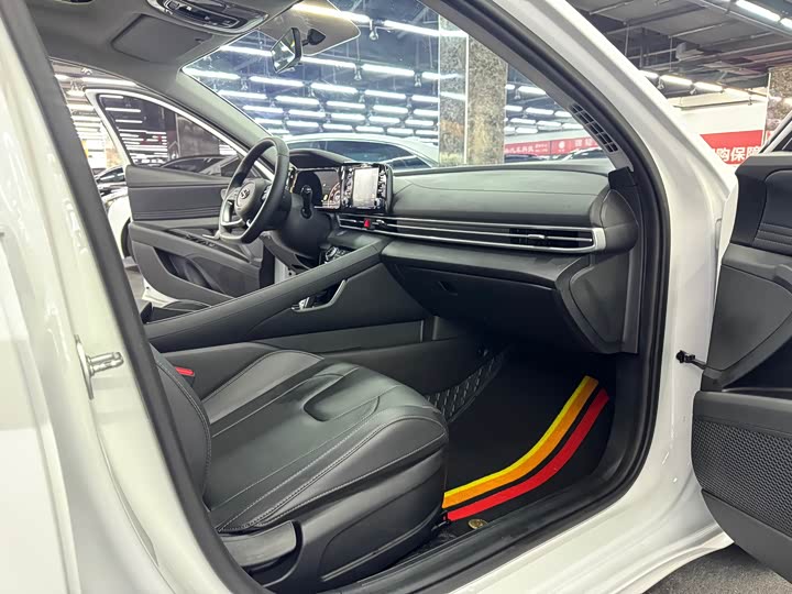 Фото 9 - Hyundai Elantra N line