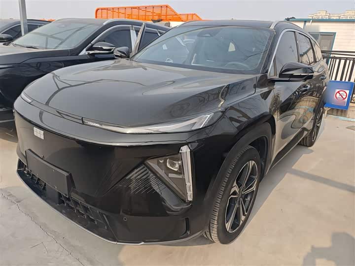 Фото 2 - Geely Galaxy L7