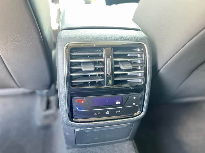 Фото 9 - Volkswagen CC