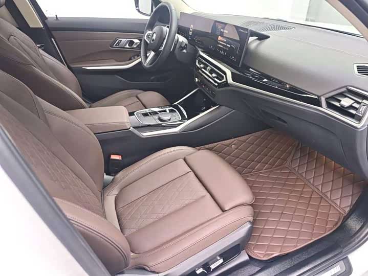 Фото 9 - BMW 3 Series