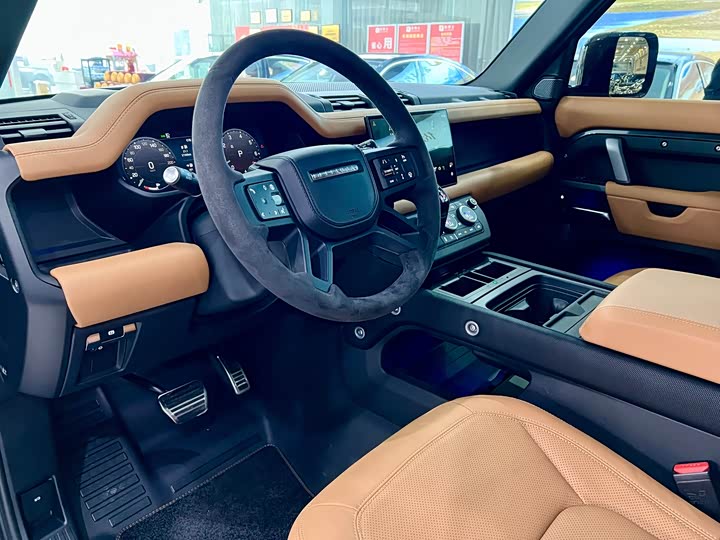 Фото 6 - Land Rover Defender