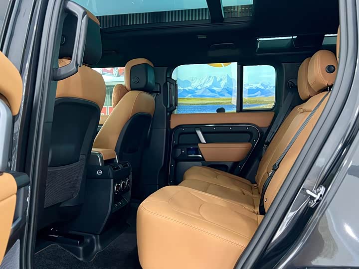 Фото 9 - Land Rover Defender