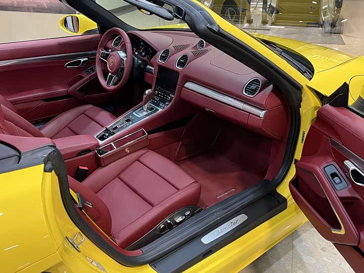 Фото 7 - Porsche 718