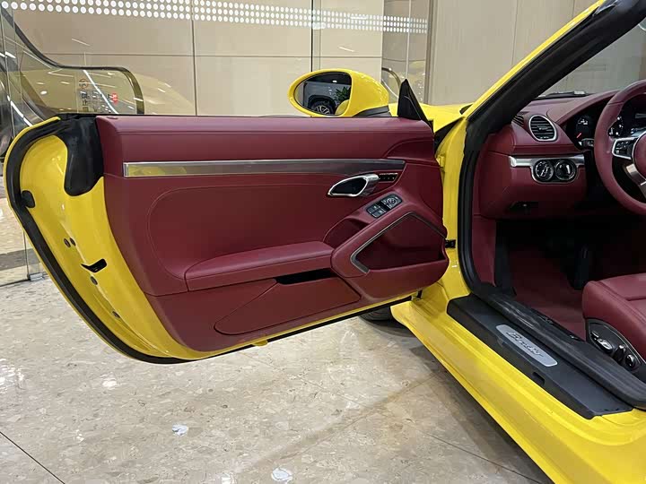 Фото 8 - Porsche 718