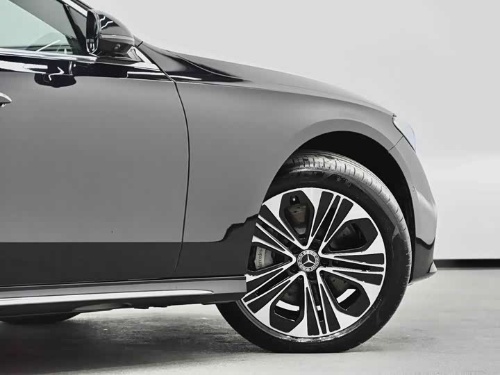 Фото 6 - Mercedes-Benz E-Class Hybrid