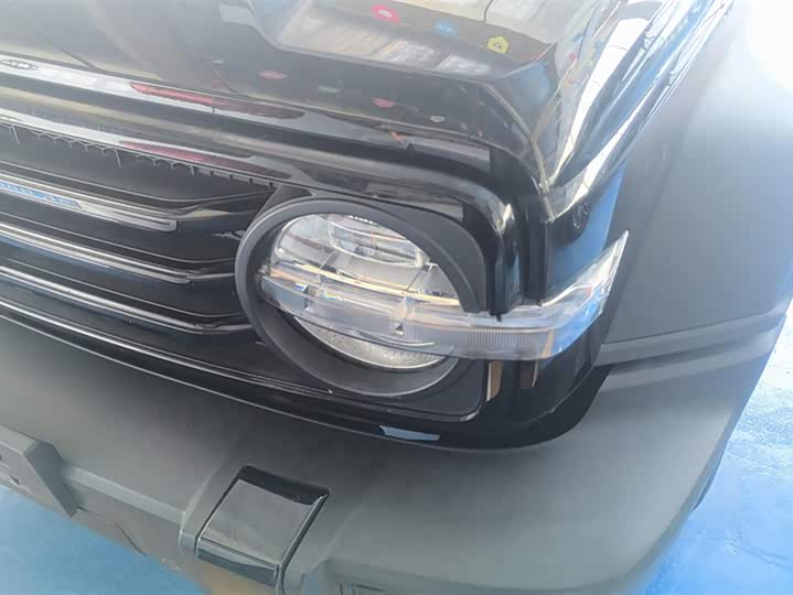 Фото 5 - Tank 300