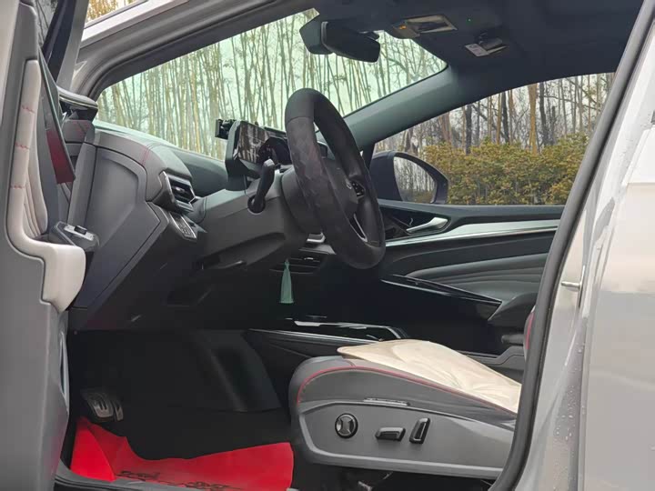 Фото 9 - Volkswagen ID.4 Crozz