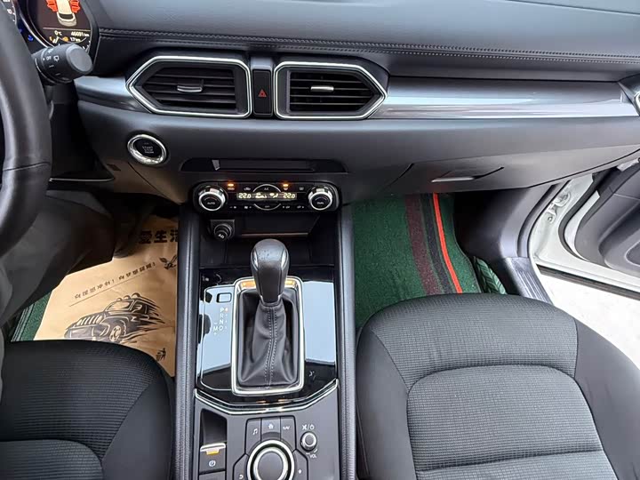 Фото 8 - Mazda CX-5