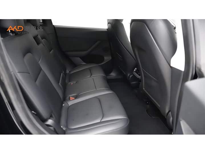 Фото 8 - Tesla Model Y