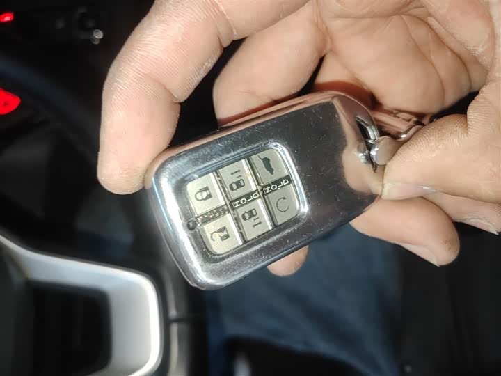 Фото 9 - Honda Elysion