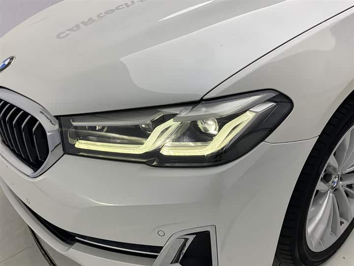 Фото 6 - BMW 5 Series