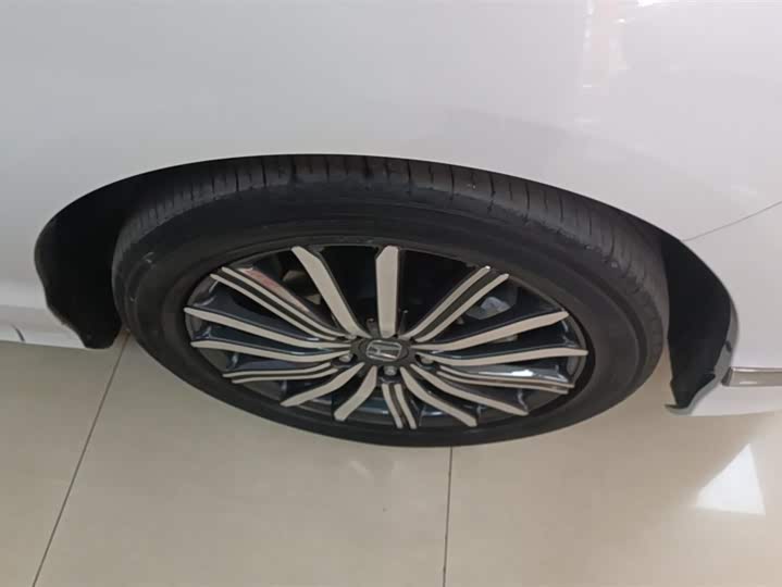 Фото 6 - Honda Elysion