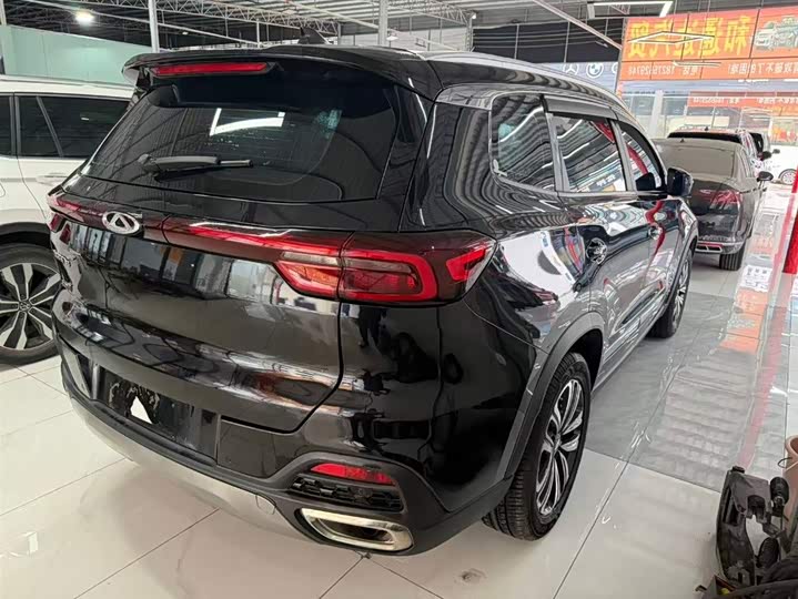 Фото 4 - Chery Tiggo 8