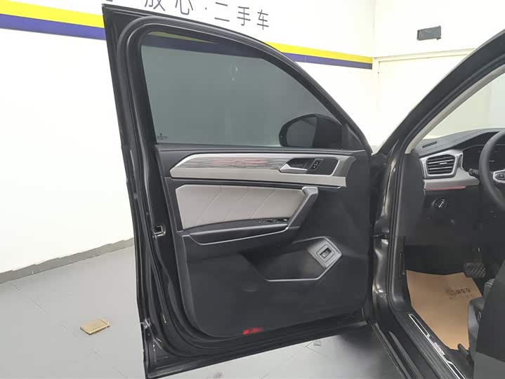 Фото 7 - Volkswagen Tayron