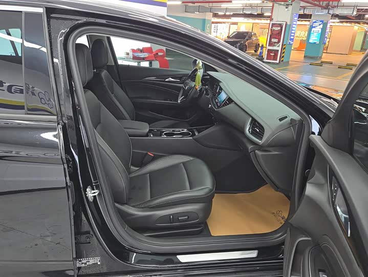 Фото 8 - Buick Regal