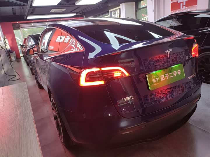 Фото 5 - Tesla Model Y