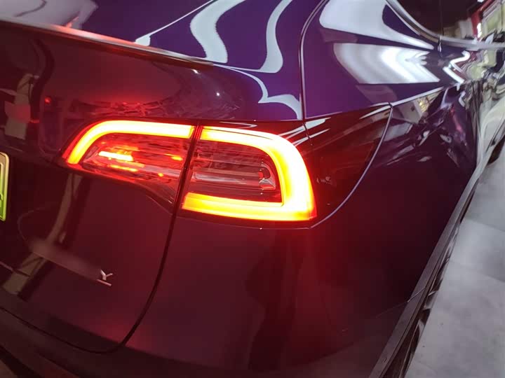 Фото 8 - Tesla Model Y