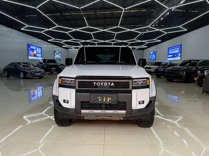 Фото 2 - Toyota Prado