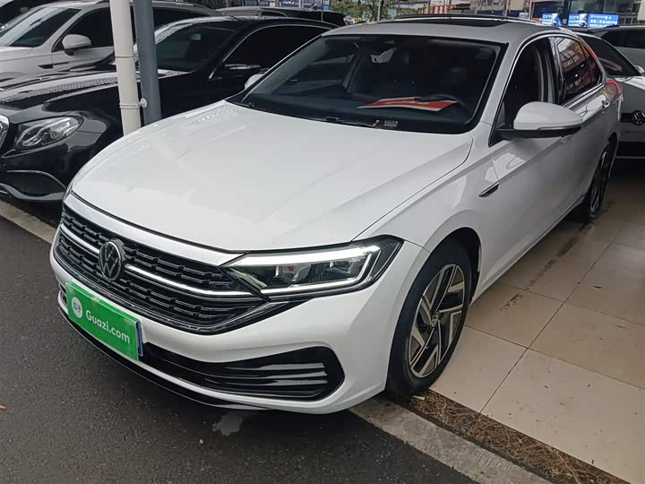 Фото 2 - Volkswagen Sagitar L