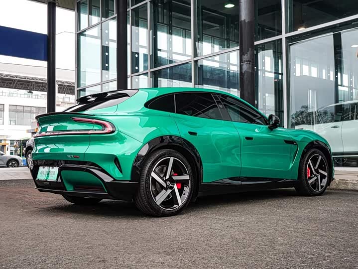 Фото 6 - Xiaomi YU7