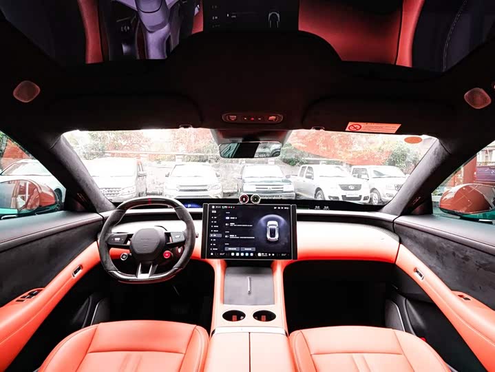 Фото 9 - Xiaomi YU7