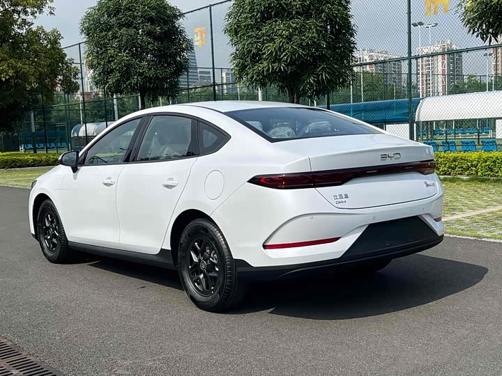 Фото 5 - BYD Qin Plus