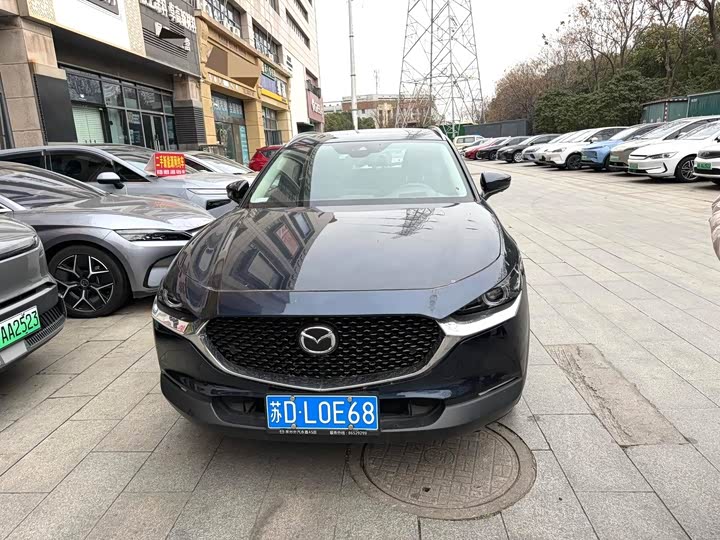 Фото 2 - Mazda CX-30